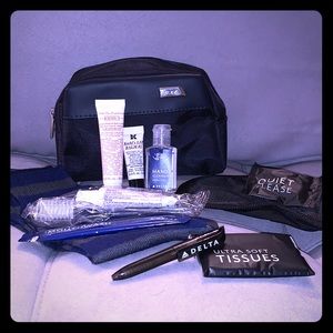 TUMI w/ KIEHL’S | case and amenity kit